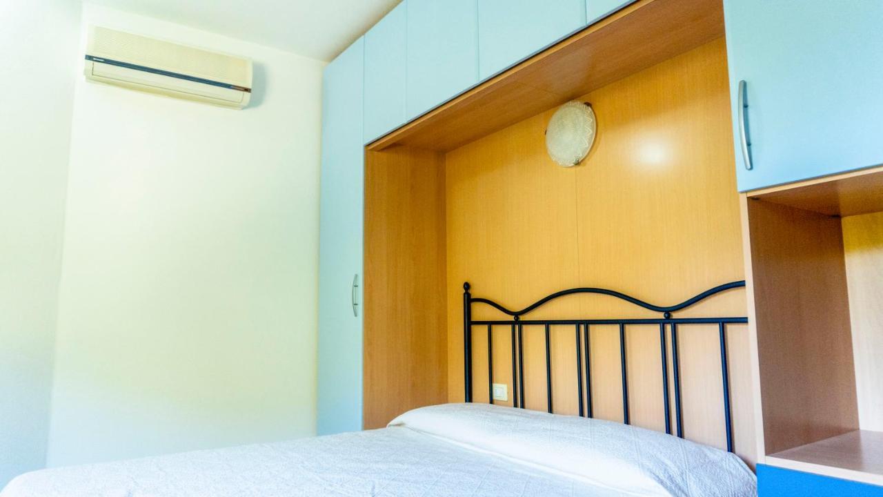 Appartamenti Dodi Lt - Pms Casevacanze Budoni Bagian luar foto